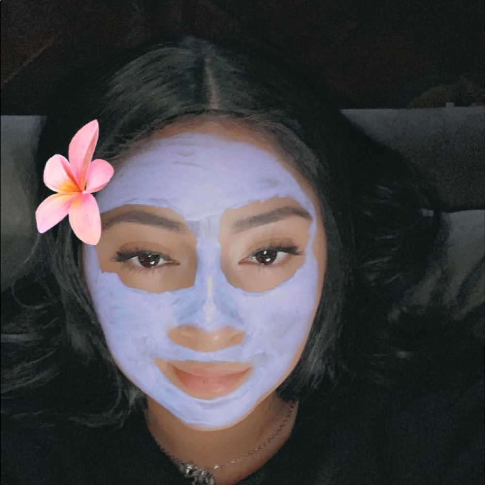 Meet your Posher, Haydee